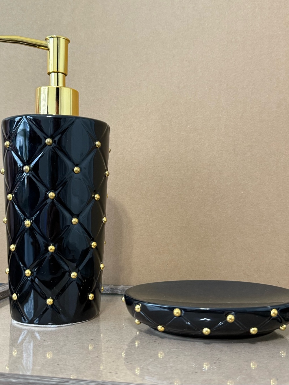 Black and Gold Ceramic Bath Accessory Set - Soap Dispenser & Dish